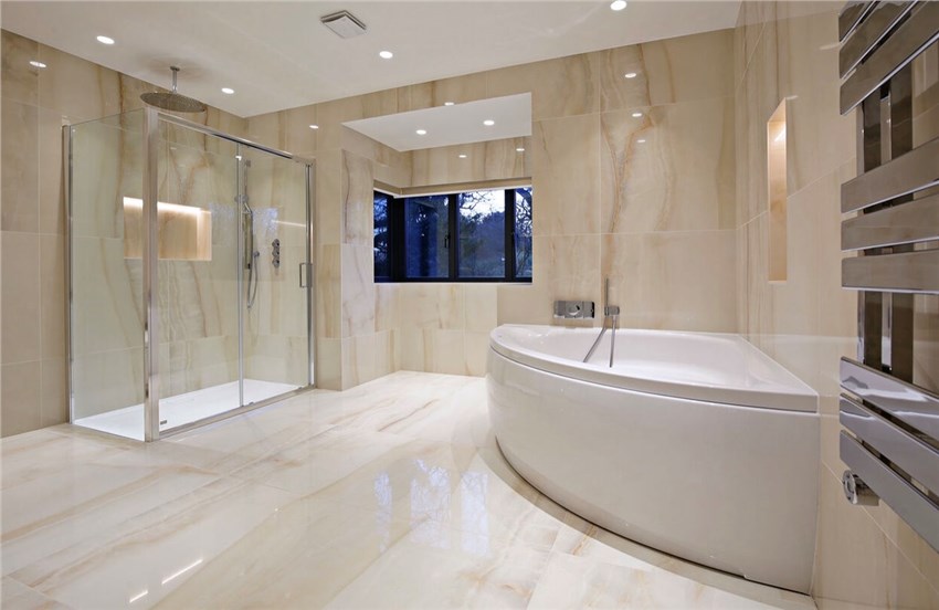 PRIVATE HOUSE - LONDON, UK